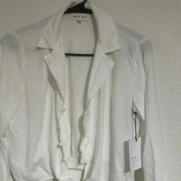 BELLA DAHL long sleeve tie front shirt with elastic back top NWT - Picture 3 of 4